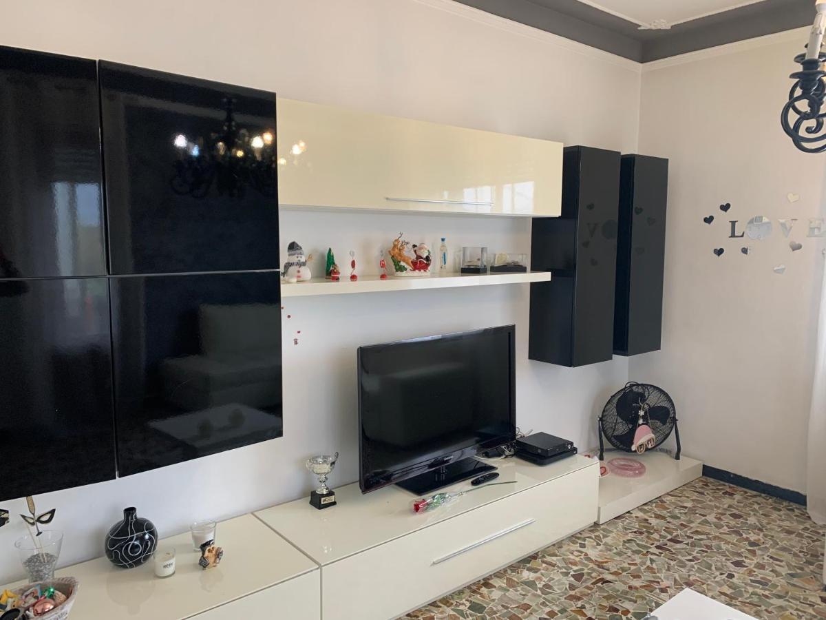 La Casa Di Vale Daire Marina di Massa Dış mekan fotoğraf