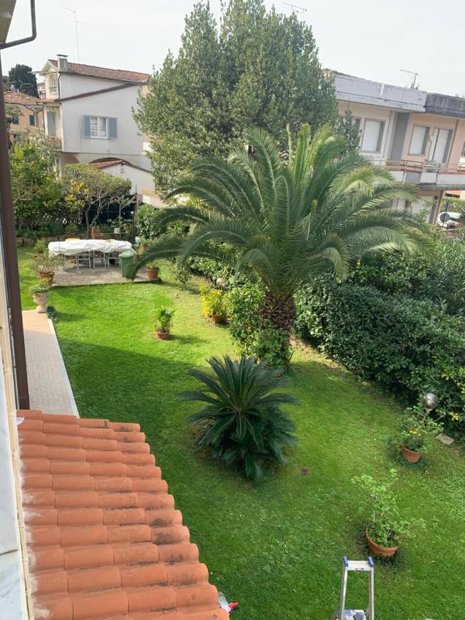 La Casa Di Vale Daire Marina di Massa Dış mekan fotoğraf